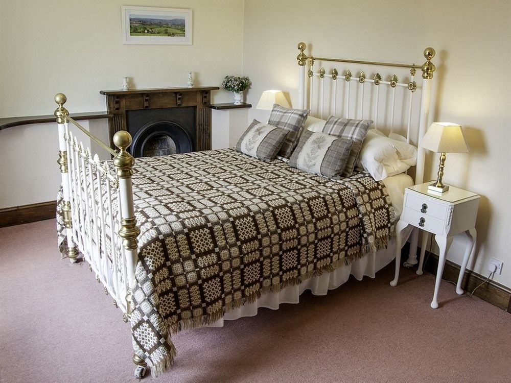 Bach Y Graig Hotel St Asaph Buitenkant foto